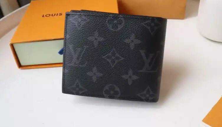 LV Wallets 4178D-0071