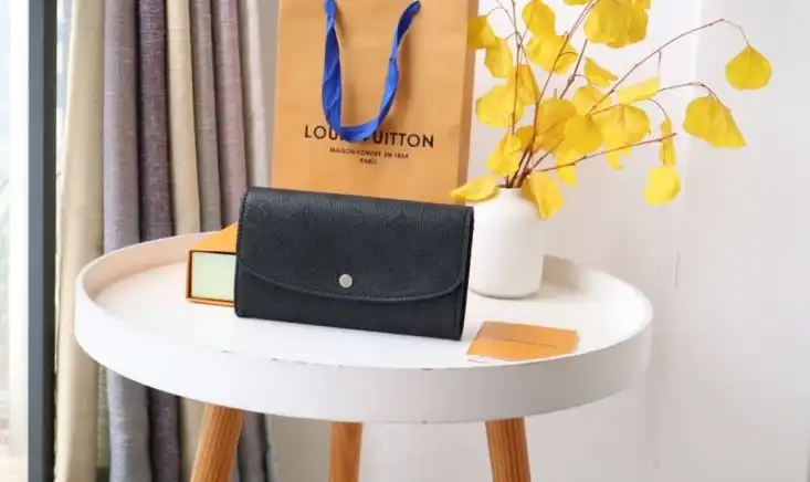 LV Wallets 4178D-0097
