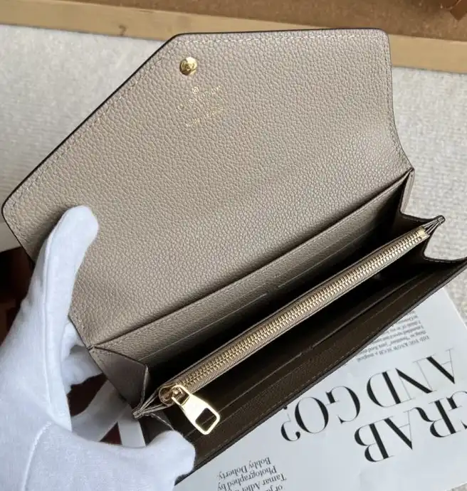 LV Wallets 4178D-0163