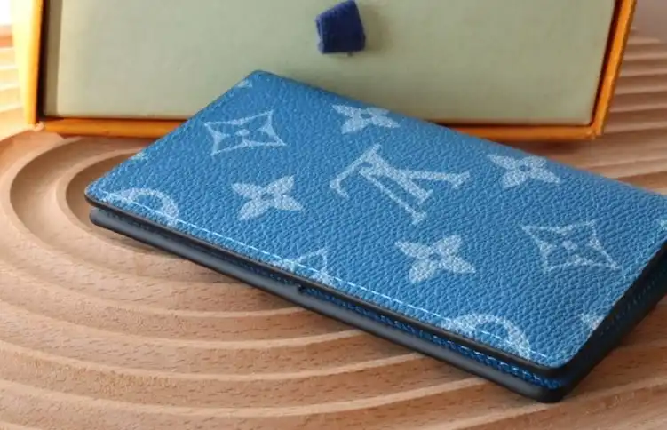 LV Wallets 4178D-0200