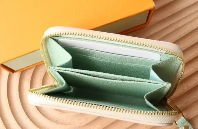 LV Wallets 4178F-0002