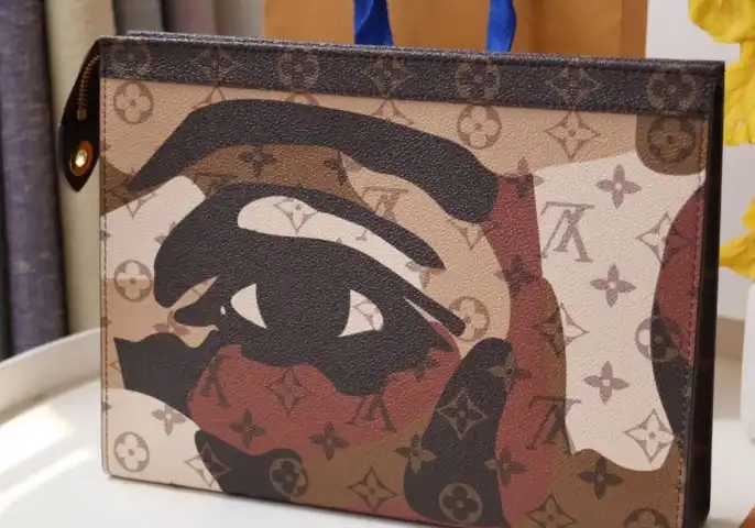 LV Clutch Bags 4178F-0011
