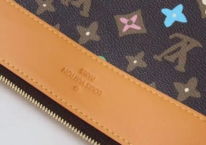 LV Clutch Bags 4178G-0030