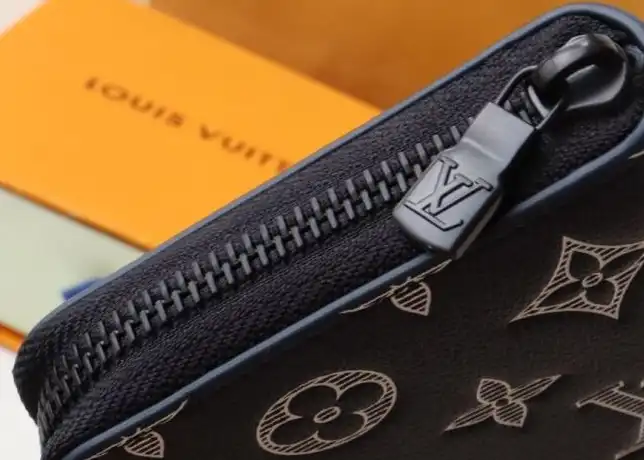 LV Wallets 4178G-0041