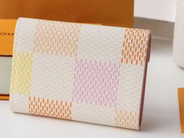 LV Wallets 4178G-0044
