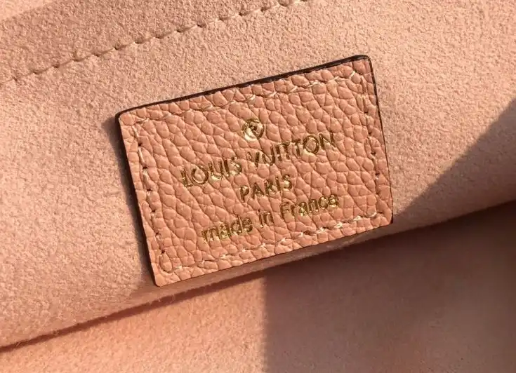 LV Clutch Bags 4178G-0111