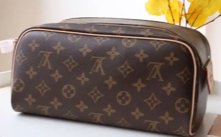 LV Cosmetic Bags 4178G-0144