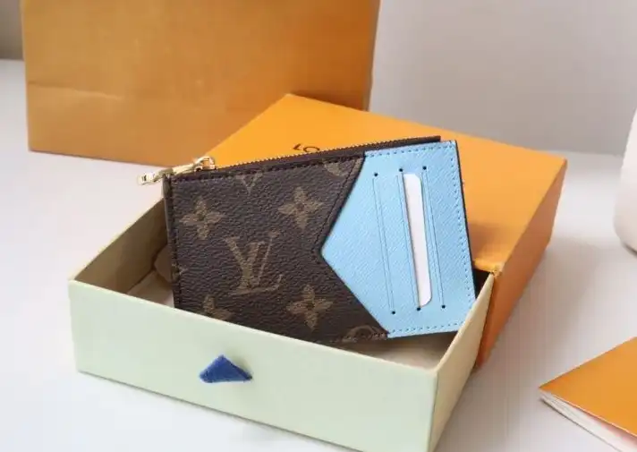 LV Wallets 4178G-0156