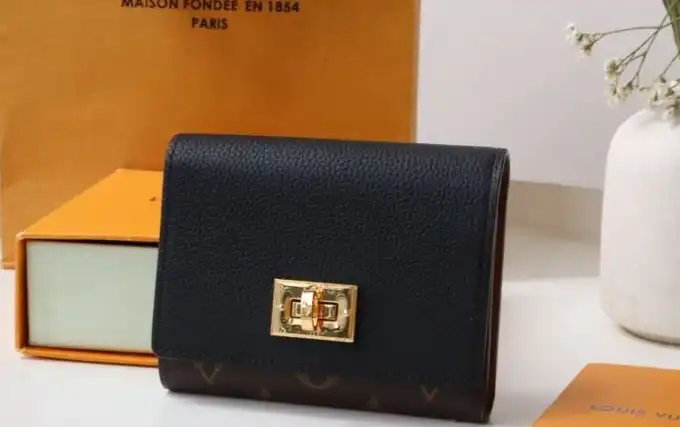 LV Wallets 4178G-0228