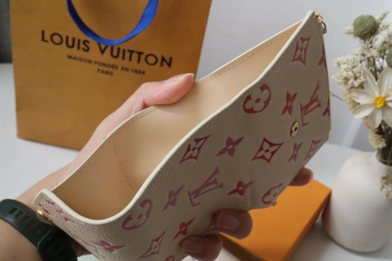 LV Wallets 4178H-0008