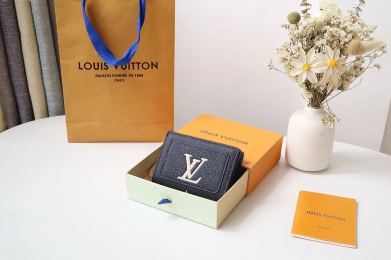 LV Wallets 4178H-0017
