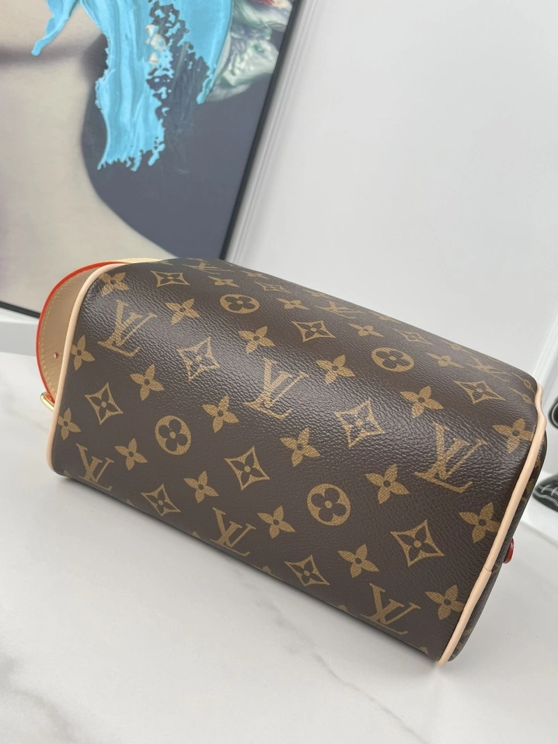 LV Cosmetic Bags 4178H-0070