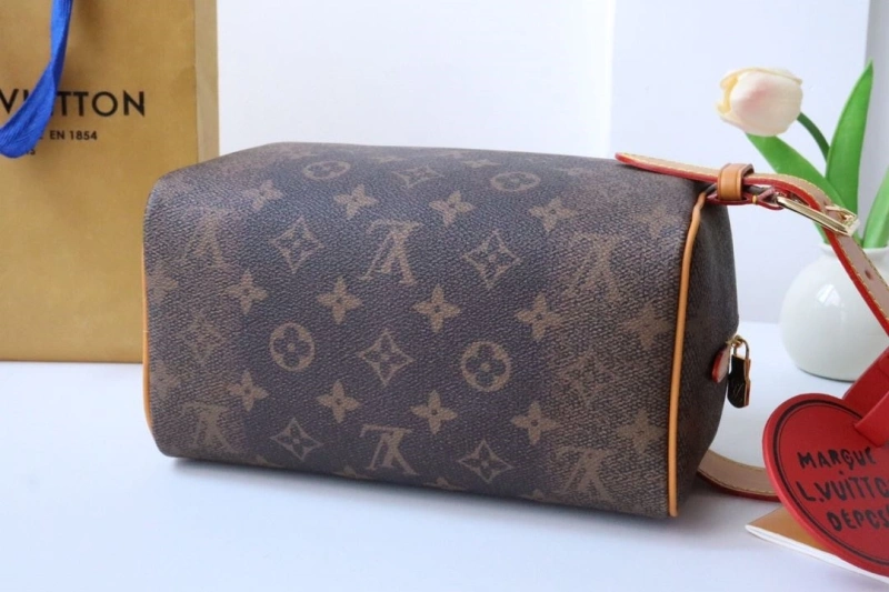LV Cosmetic Bags 4178H-0086
