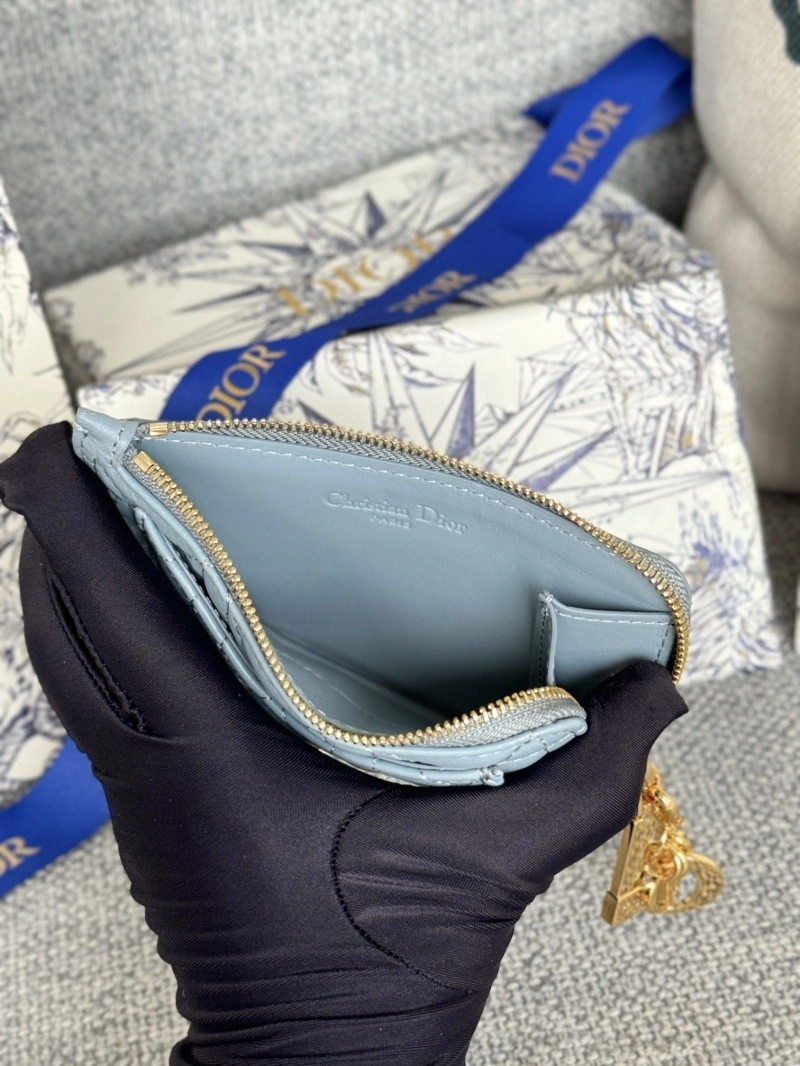 D10r wallets 4180f-0307