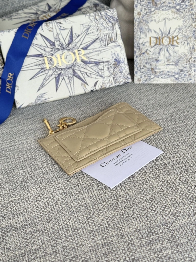 D10r wallets 4180f-0309