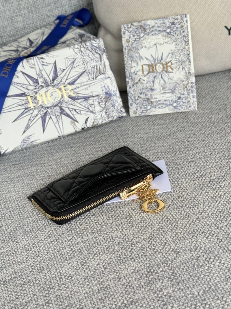 D10r wallets 4180f-0310