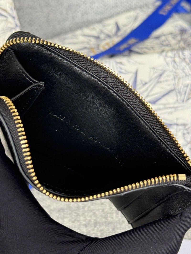 D10r wallets 4180f-0310