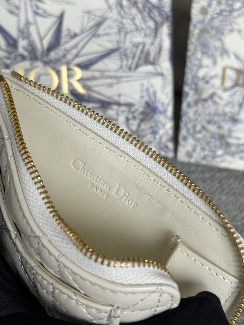 D10r wallets 4180f-0312