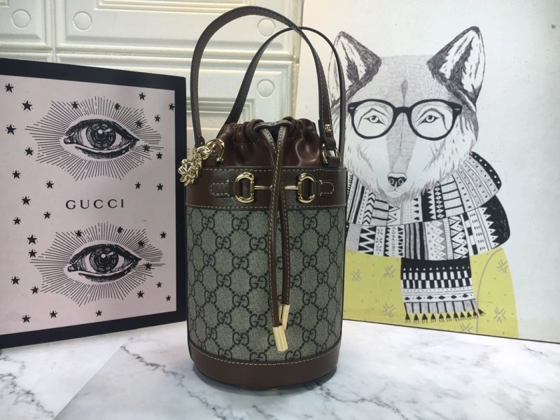 Gvc*1 bucket bags 4186-0394