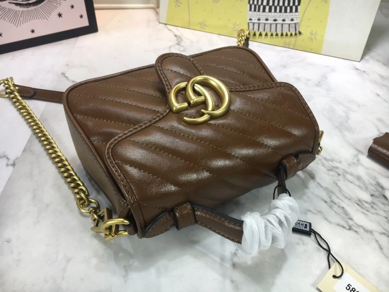Gvc*1 top handle bags 4186-0547