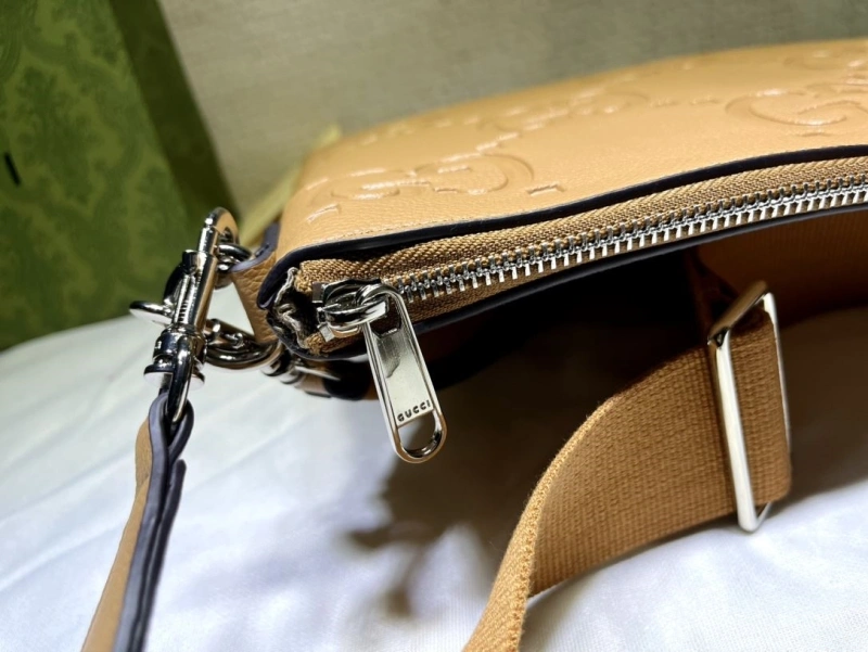 Gvc*1 satchel bags 4186-0710