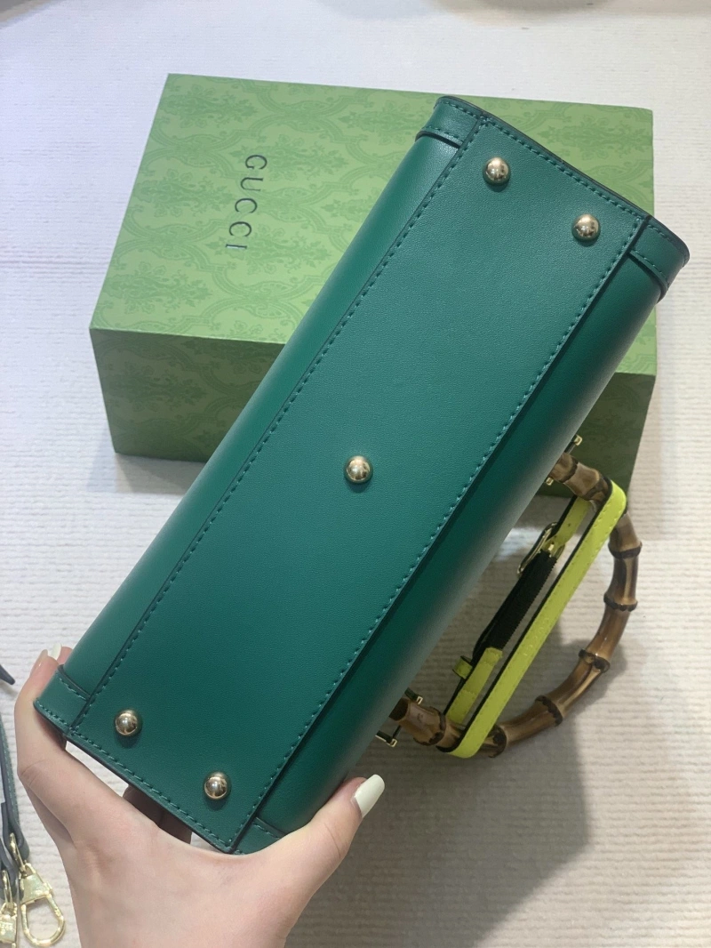 Gvc*1 top handle bags 4189a-0114