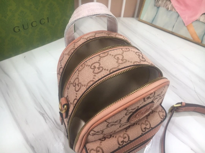 Gvc*1 backpacks 4189a-0155