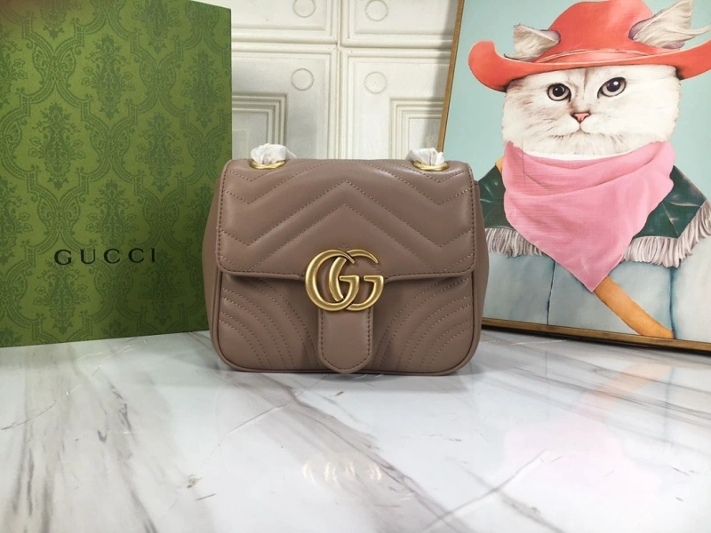 Gvc*1 clutch bags 4189a-0247