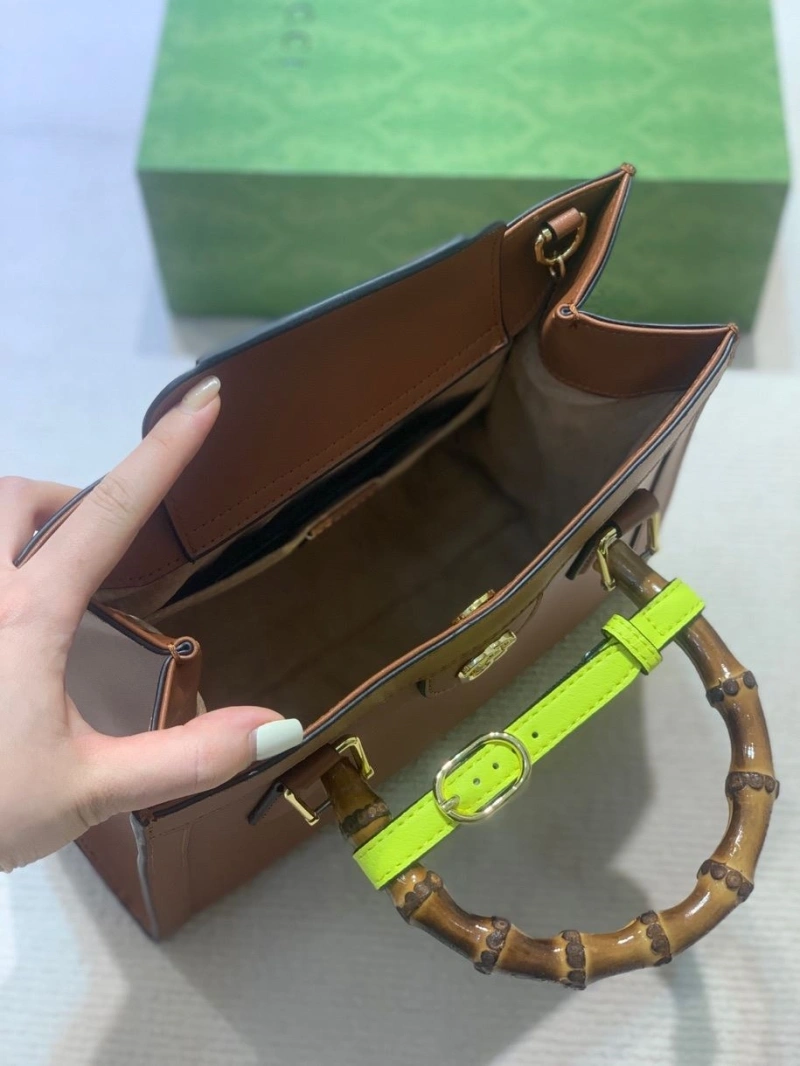 Gvc*1 top handle bags 4189a-0321