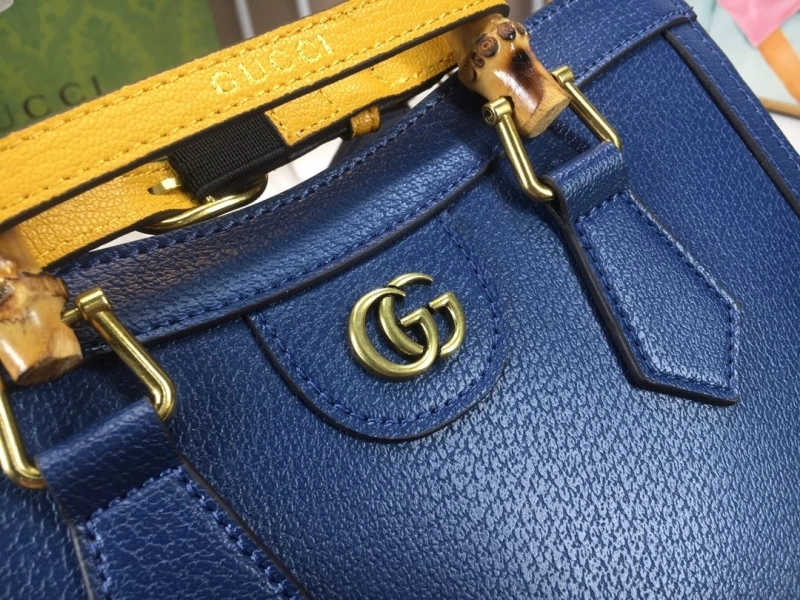 Gvc*1 top handle bags 4189a-0335