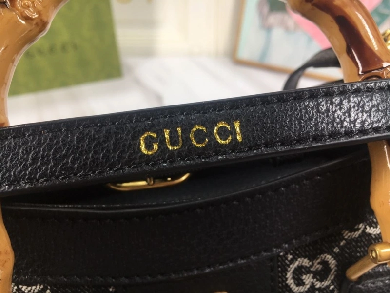Gvc*1 top handle bags 4189a-0340