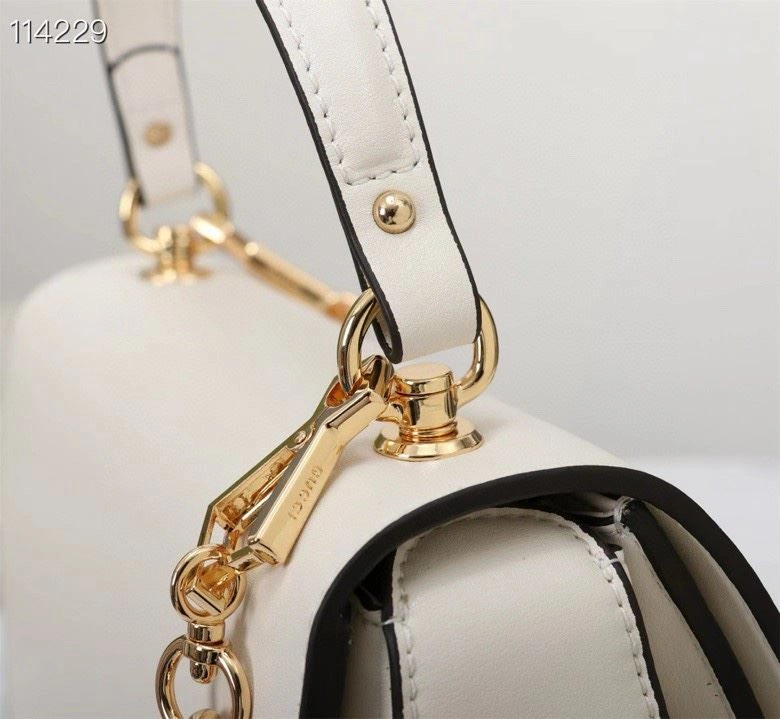 Gvc*1 top handle bags 4189a-0390