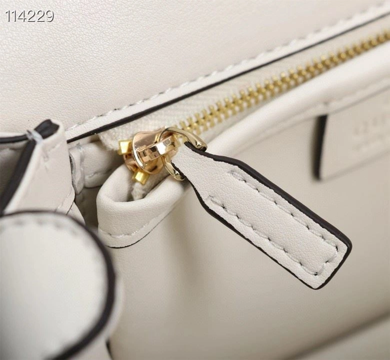 Gvc*1 top handle bags 4189a-0390