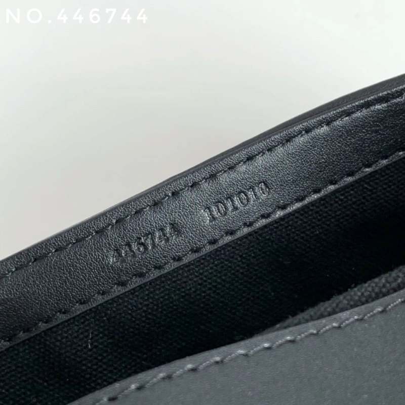 Gvc*1 satchel bags 4189a-0449