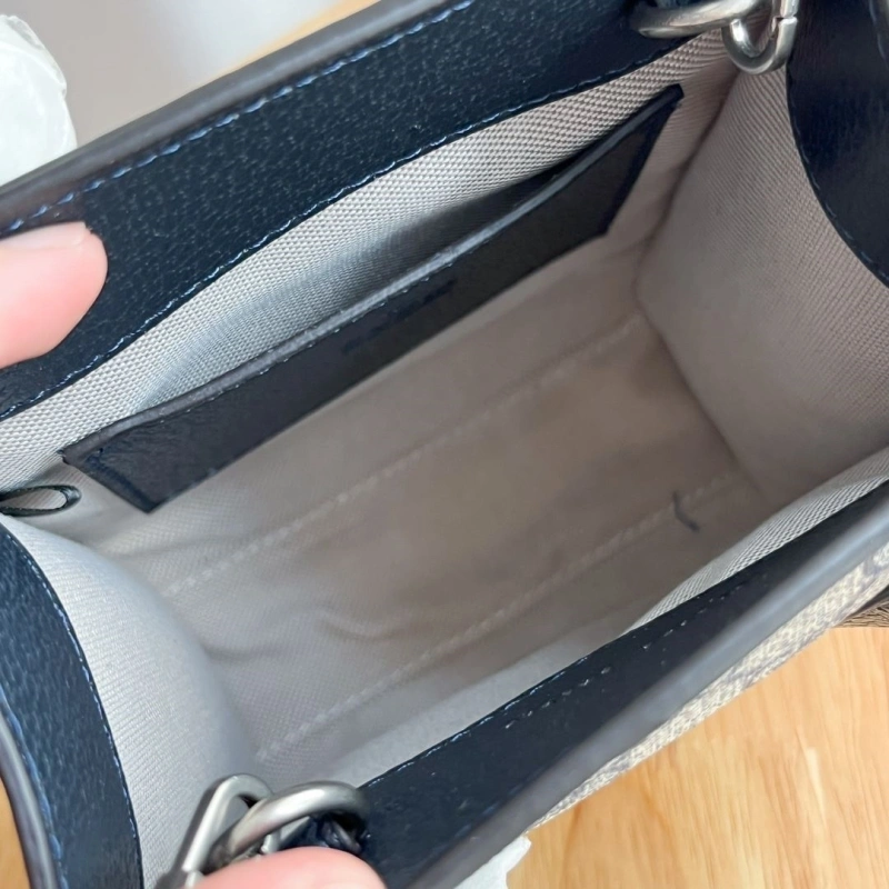 Gvc*1 top handle bags 4189a-1128