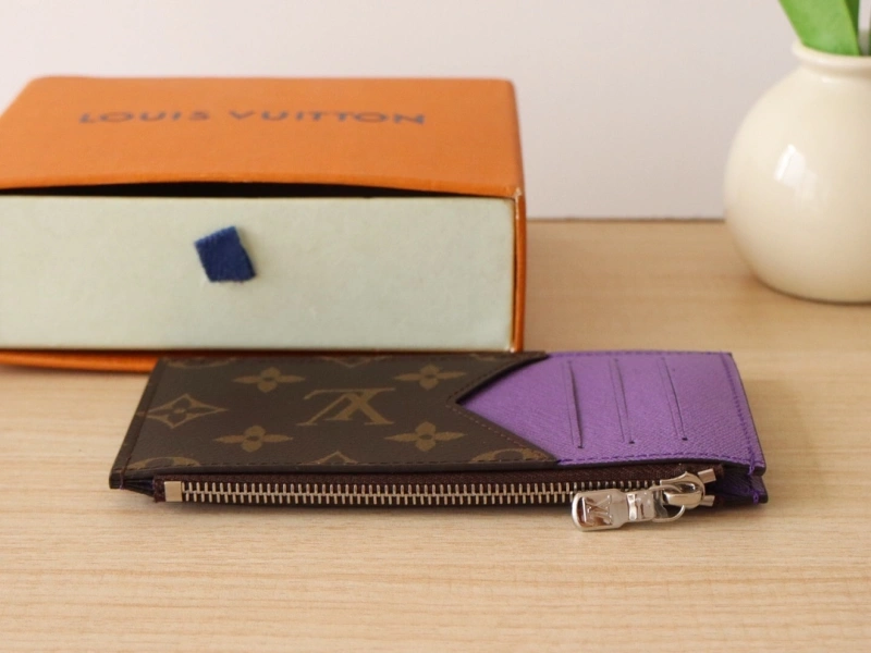LV Wallets 4192A-0034