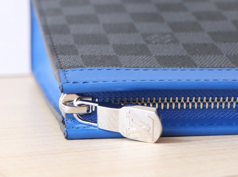 LV Clutch Bags 4192A-0091