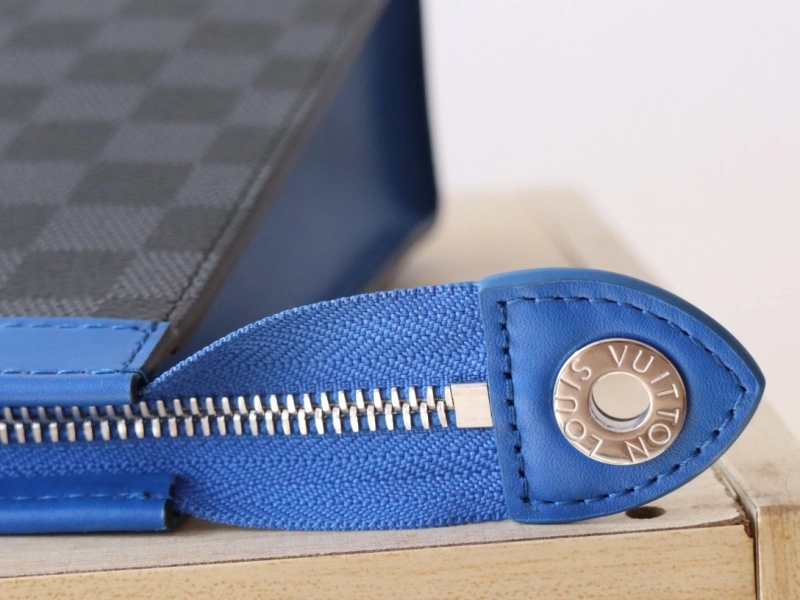 LV Clutch Bags 4192A-0091