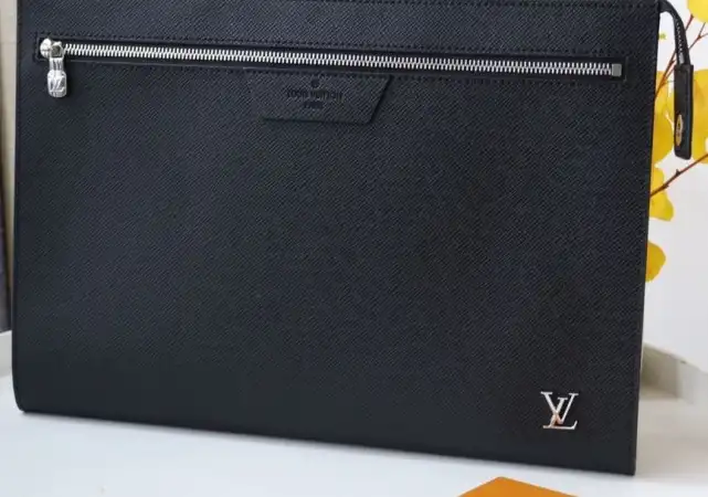 LV Clutch Bags 4192F-0075