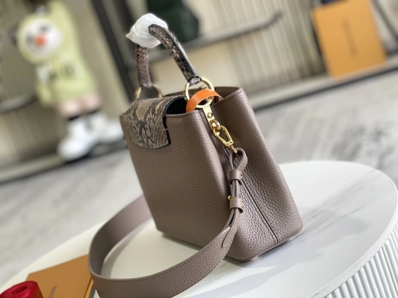 LV Capucines Bags 4194A-0259