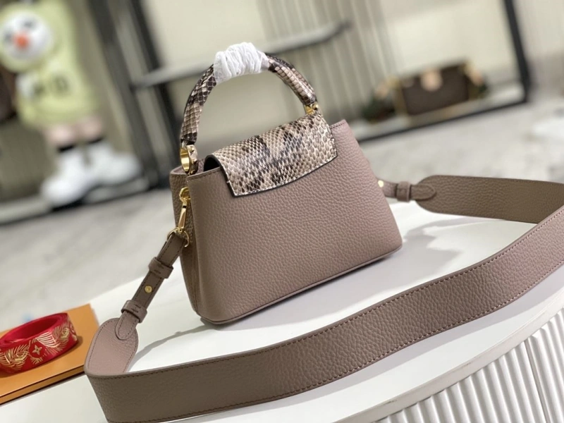 LV Capucines Bags 4194A-0260