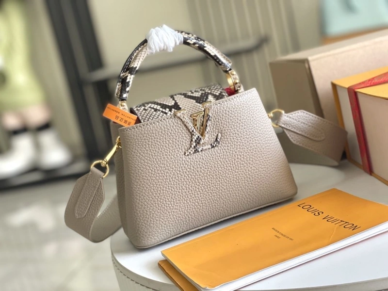 LV Capucines Bags 4194A-0267