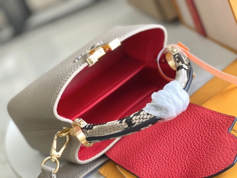 LV Capucines Bags 4194A-0267