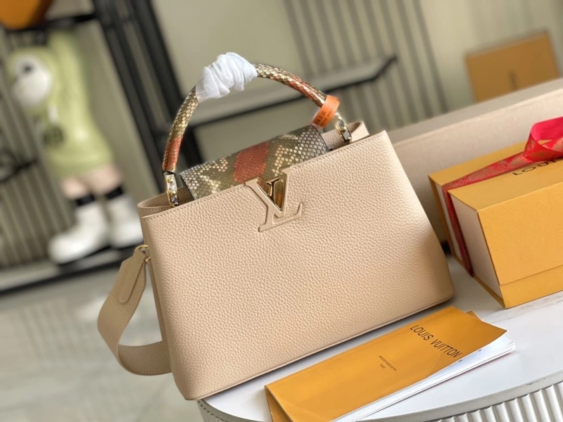 LV Capucines Bags 4194A-0268