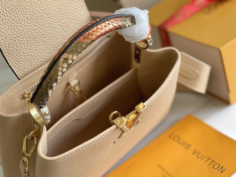 LV Capucines Bags 4194A-0269