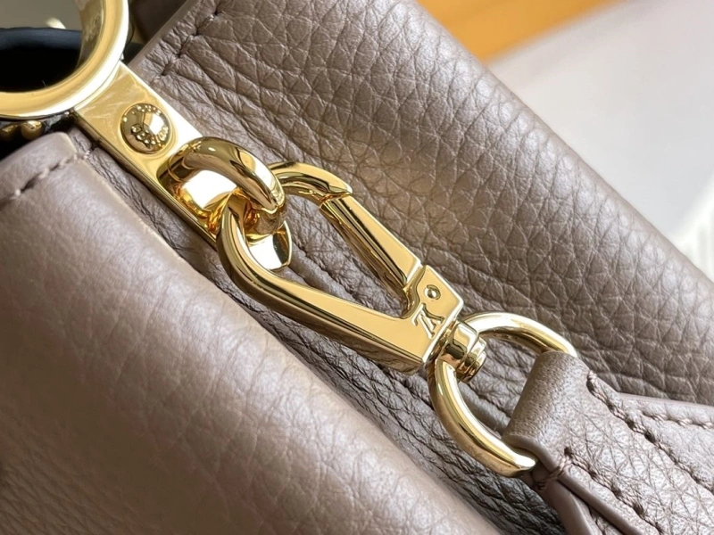 LV Capucines Bags 4194A-0272