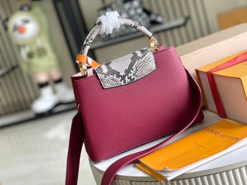 LV Capucines Bags 4194A-0273