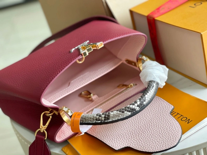 LV Capucines Bags 4194A-0273