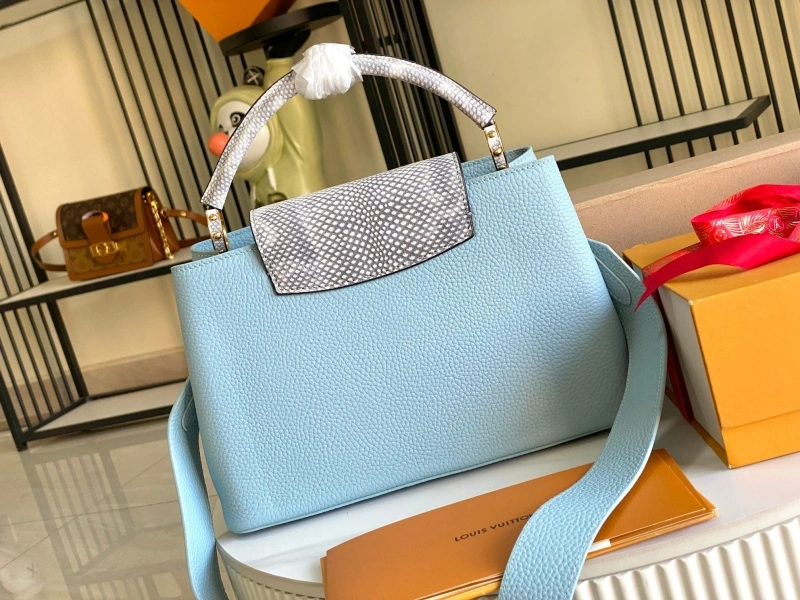LV Capucines Bags 4194A-0275