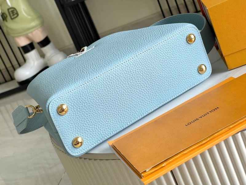 LV Capucines Bags 4194A-0276